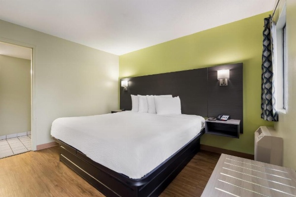 SureStay Hotel by Best Western Columbus Downtown image 28