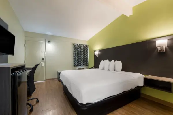SureStay Hotel by Best Western Columbus Downtown 4